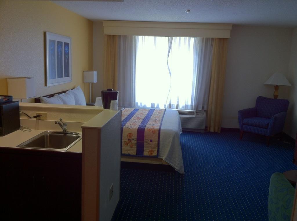 Studios And Suites 4 Less - Gum Road Chesapeake Pokoj fotografie